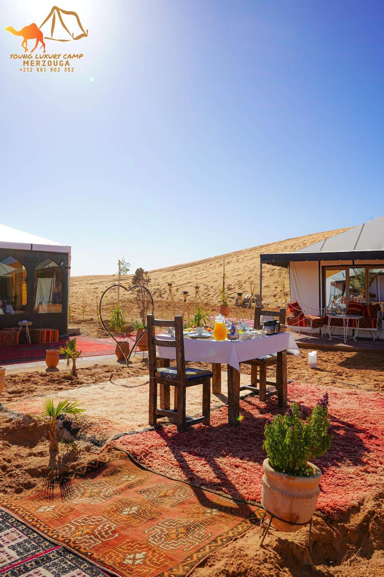 Young Luxury Camp Merzouga Exterior photo